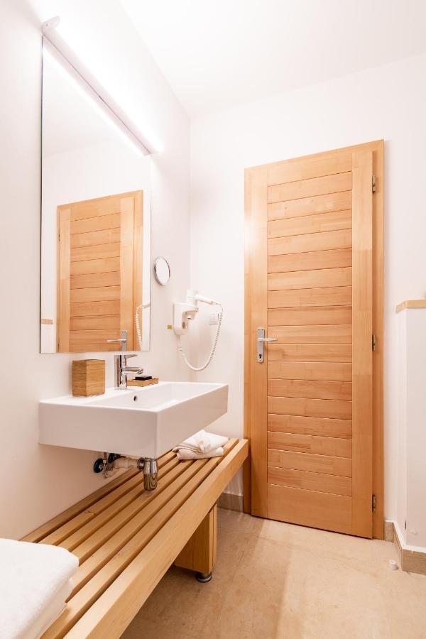 Cuibul De Lemn Hotel Rîşnov Eksteriør billede